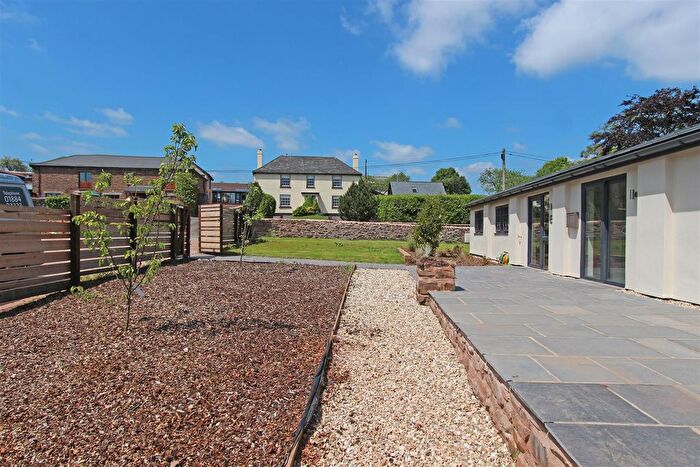 2 Bedroom Detached Bungalow To Rent In Colebrooke Lane, Cullompton, EX15