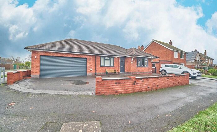 2 Bedroom Detached Bungalow For Sale In Hall Road, Burbage, Hinckley, LE10
