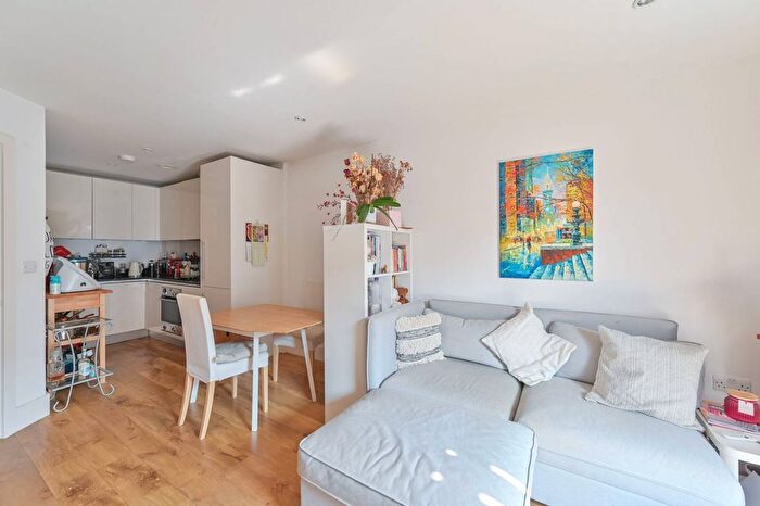 1 Bedroom Flat To Rent In No Street, Woolwich, London, SE18