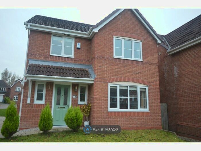 3 Bedroom Detached House To Rent In Nab Wood Drive, Chorley, PR7