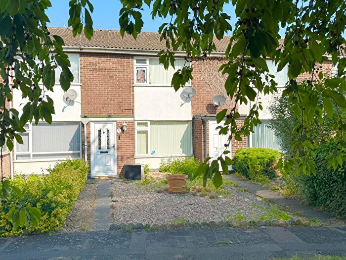 2 Bedroom Town House For Sale In Southfield Avenue, Syston, LE7