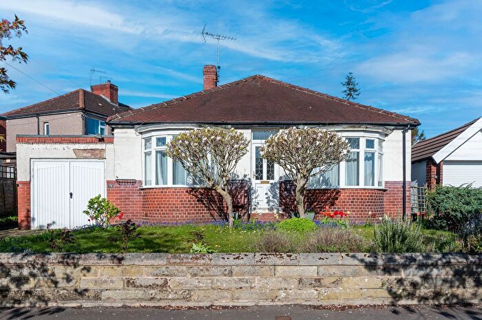 3 Bedroom Detached Bungalow For Sale In Hutcliffe Wood Road, Sheffield, S8