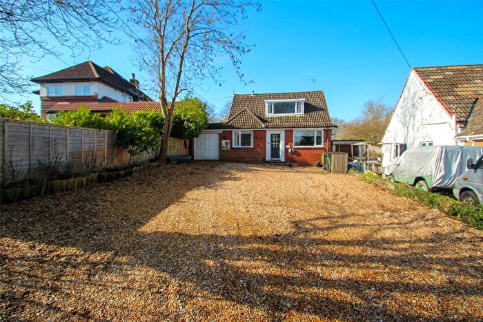 4 Bedroom Detached House For Sale In Satchell Lane, Hamble, Southampton, Hampshire, SO31