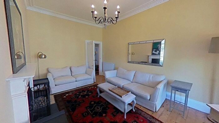 1 Bedroom Flat To Rent In Ogilvie Terrace, Edinburgh, EH11