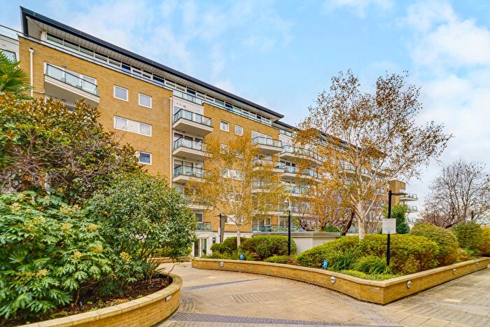 2 Bedroom Flat For Sale In Anchor House, Smugglers Way, Wandsworth, SW18