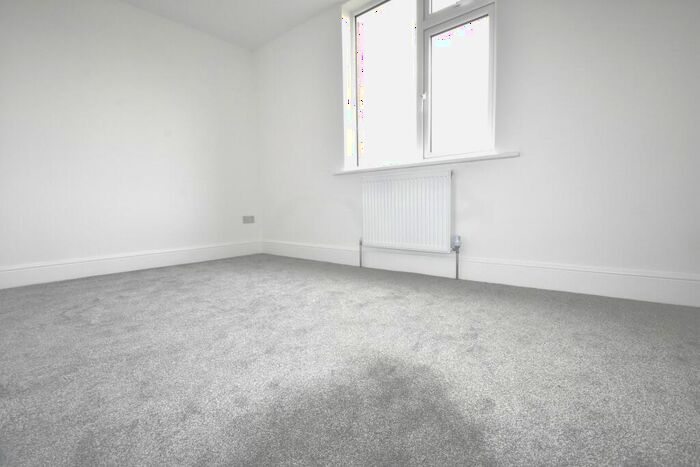 2 Bedroom Flat To Rent In Copnor Road, Portsmouth, PO3