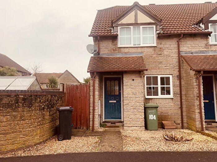 2 Bedroom House To Rent In Brackendene, Bradley Stoke, Bristol, BS32