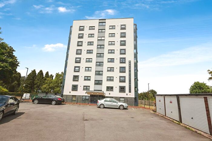 2 Bedroom Flat For Sale In Field Lane, Birmingham, B32