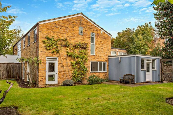 3 Bedroom Semi-Detached House To Rent In Clarkson Road, Cambridge, Cambridgeshire, CB3