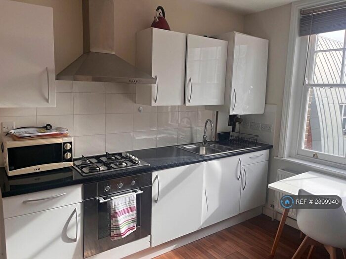1 Bedroom Flat To Rent In Lisson House, London, NW1