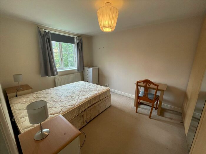 3 Bedroom Semi-Detached House To Rent In Wilbraham Road, Manchester, M14
