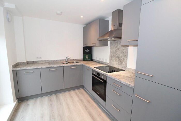 2 Bedroom Apartment To Rent In Grange Road, Glasgow, G42