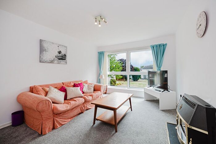 2 Bedroom Flat To Rent In Mortonhall Park Place, Edinburgh, EH17