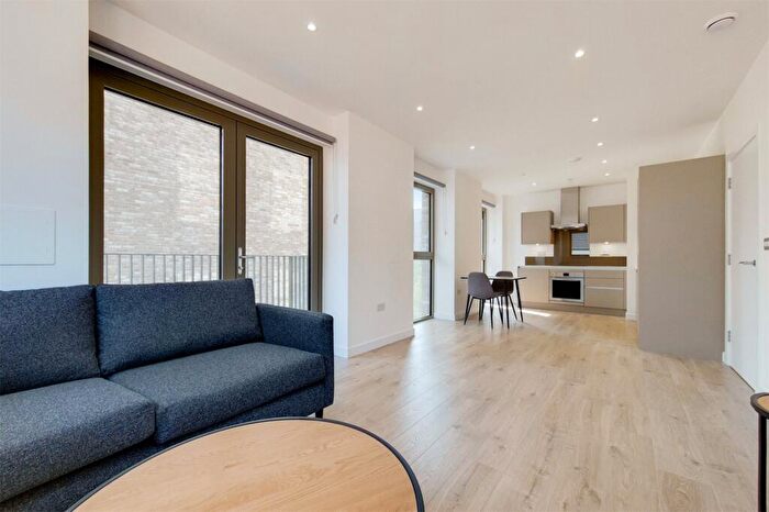 1 Bedroom Apartment To Rent In Atlantis Avenue, London, E16