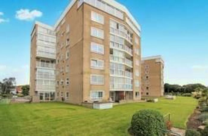 4 Bedroom Flat To Rent In Boscombe Cliff Road, Bournemouth, Dorset, BH2