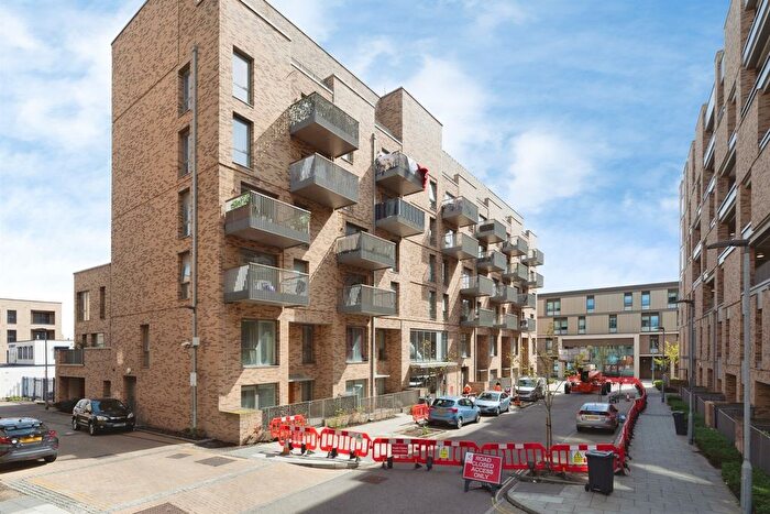 2 Bedroom Flat For Sale In Mast Street, Barking, IG11