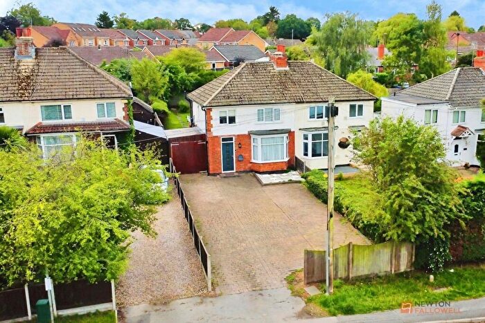 3 Bedroom Semi-Detached House For Sale In Ratby Lane, Leicester Forest East, LE3