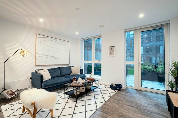 1 Bedroom Flat To Rent In Strand Street, Liverpool, L1