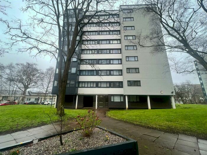 2 Bedroom Flat To Rent In Muntz House, Skipton Road, Birmingham, B16