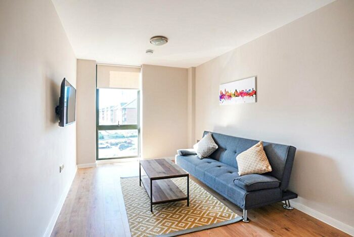 1 Bedroom Apartment To Rent In Quay Central, Jesse Hartley Way, Liverpool, L3