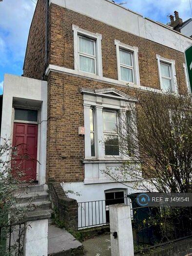 1 Bedroom Maisonette To Rent In Amersham Road, London, SE14