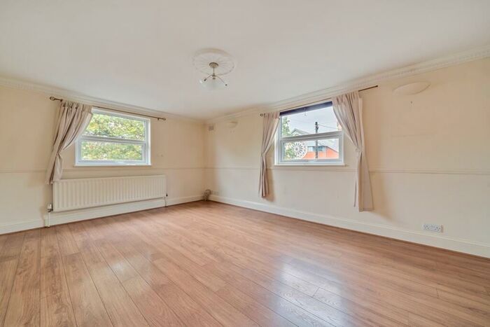 1 Bedroom Flat To Rent In Blythe Vale London, SE6