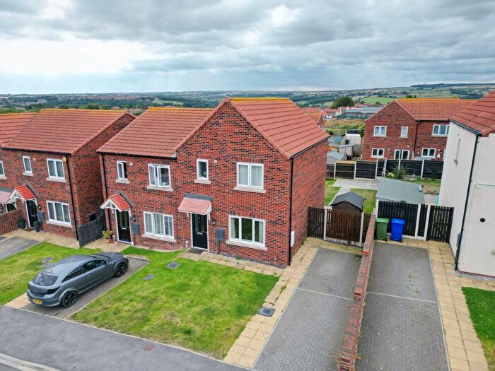 3 Bedroom Semi-Detached House For Sale In Convent Way, Whitby, YO21
