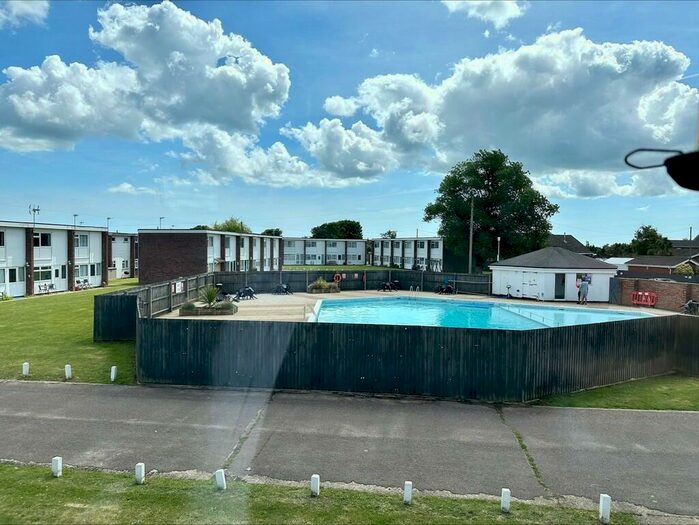 2 Bedroom Chalet For Sale In Beach Road, Scratby, NR29