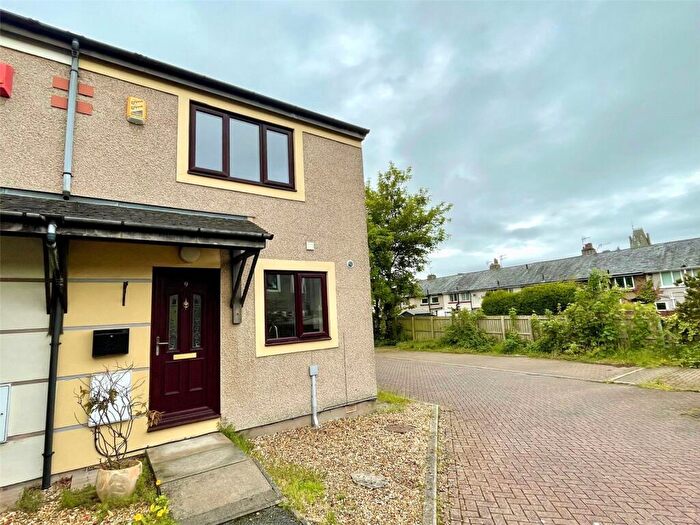 2 Bedroom End Of Terrace House For Sale In Gillow Court, Lancaster, Lancashire, LA1