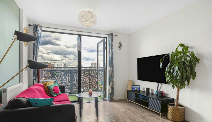 2 Bedroom Apartment To Rent In Pioneer Court, Hammersley Road, E16