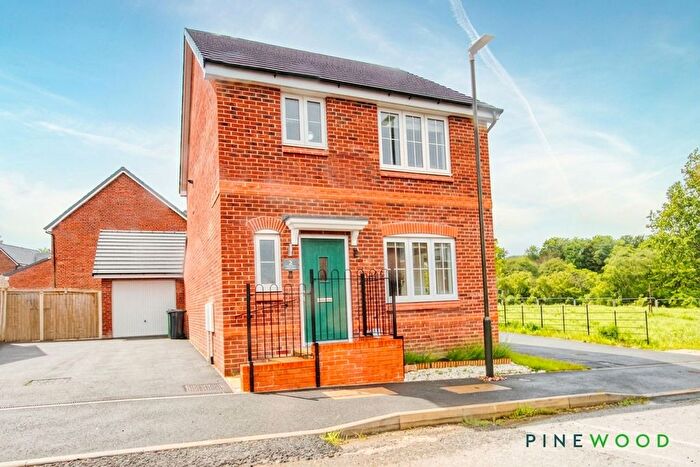 3 Bedroom Detached House For Sale In Colliers Close, St Lawrence Fold, Clay Cross, Chesterfield, Derbyshire, S45