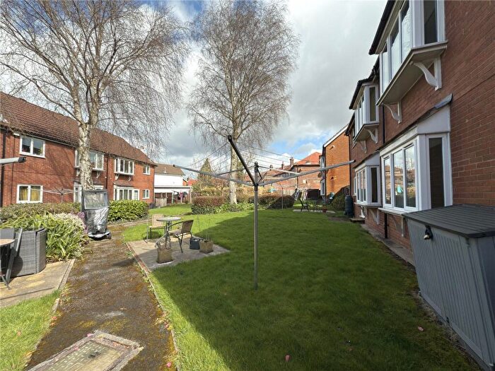 1 Bedroom Apartment For Sale In Burnage Lane, Burnage, M19