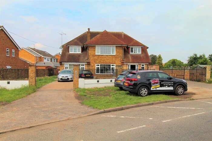 1 Bedroom Flat To Rent In Town Lane, Stanwell, Staines-Upon-Thames, TW19