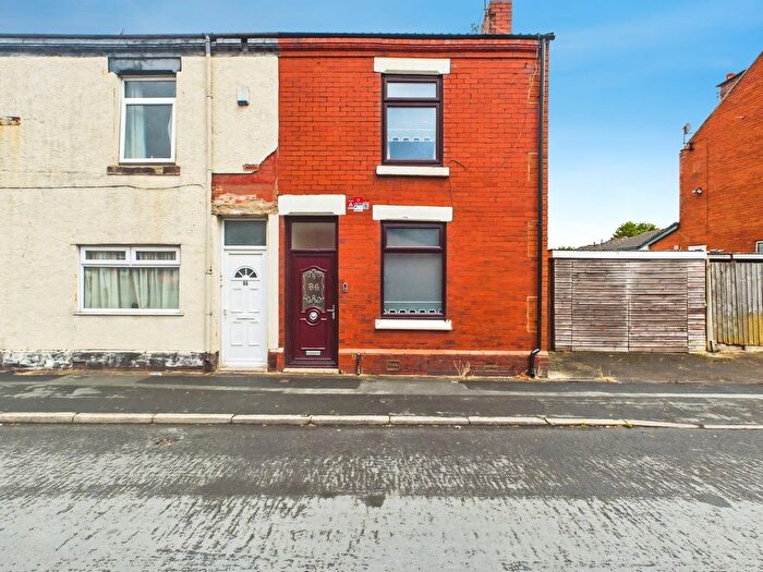 2 Bedroom Semi-Detached House For Sale In Pigot Street, St Helens, WA10