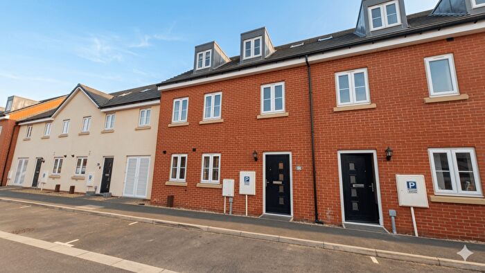 3 Bedroom Terraced House For Sale In Eastgate, Bourne, PE10