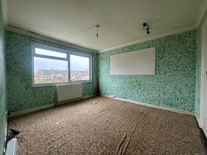 3 Bedroom Terraced House For Sale In Norwood Way, Walton On The Naze, CO14