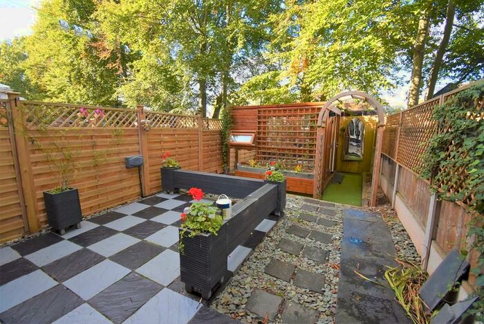 3 Bedroom Mews To Rent In Cranford Mews, Alsager, ST7