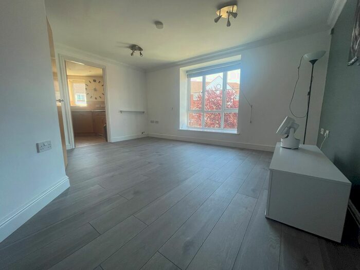 2 Bedroom Flat To Rent In Sir John Newsom Way, Welwyn Garden City, AL7