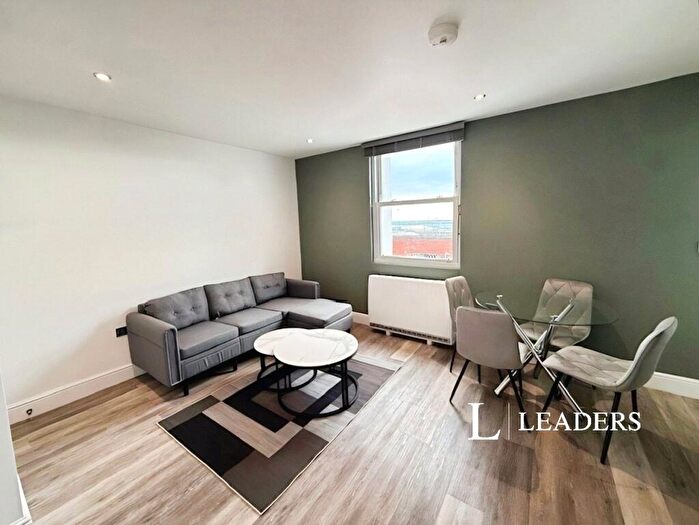 1 Bedroom Flat To Rent In Windsor Court, Windsor Street, BN1