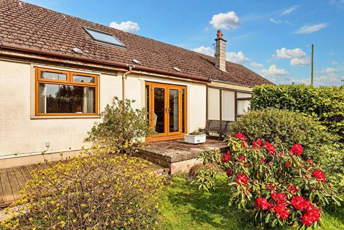 4 Bedroom Semi-Detached House For Sale In Livingston, EH54