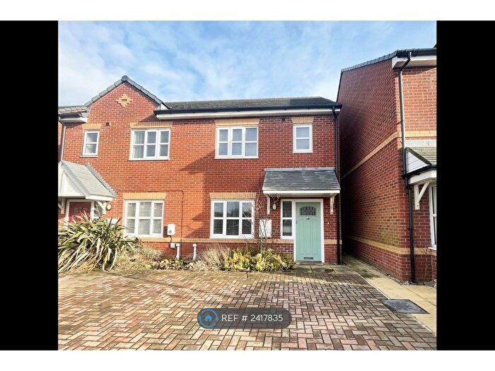 3 Bedroom Semi-Detached House To Rent In Ruskin Road, Freckleton, Preston, PR4