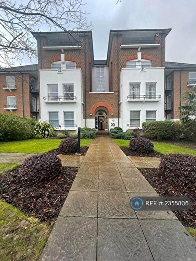 2 Bedroom Flat To Rent In Wooderson Court, Beckenham, BR3