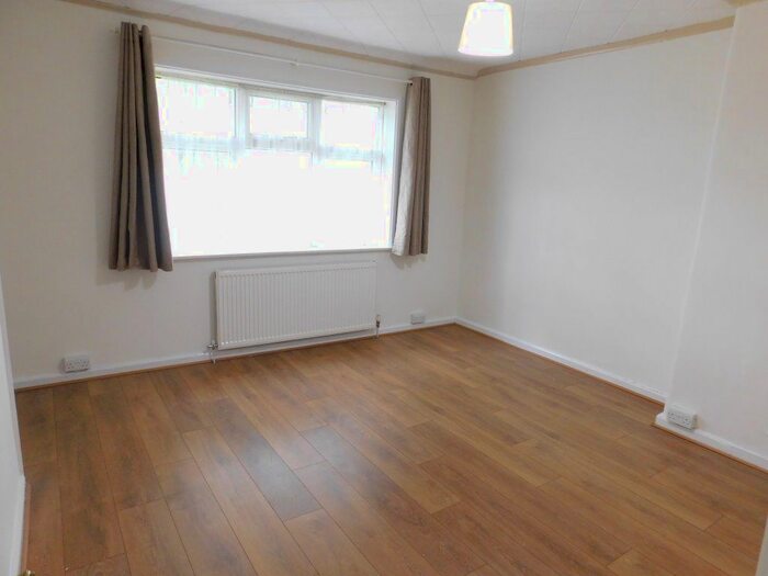 2 Bedroom Property To Rent In Neath Gardens, Morden SM4