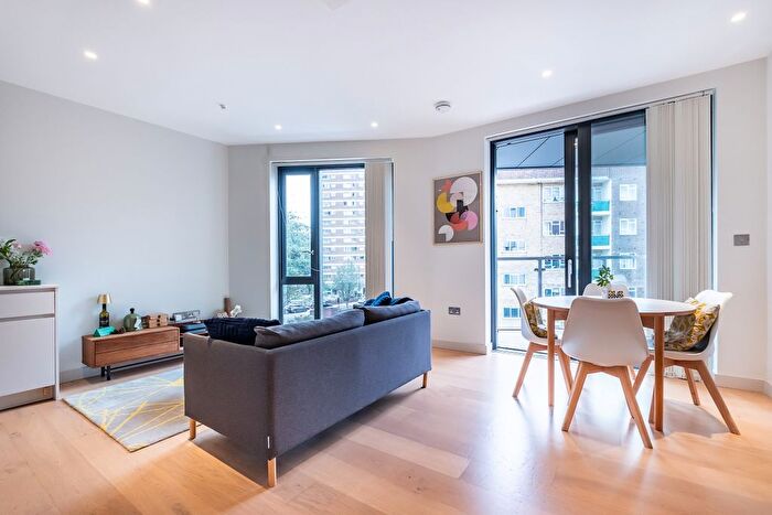 1 Bedroom Flat To Rent In Sutherland Street, London, SW1V