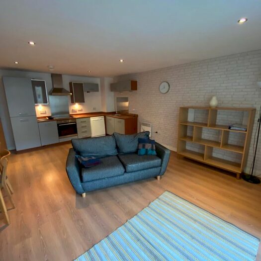 2 Bedroom Flat To Rent In Quartz, Hall Street, Birmingham, B18