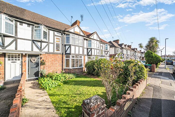 3 Bedroom Terraced House For Sale In Hollybush Road, Kingston Upon Thames, KT2