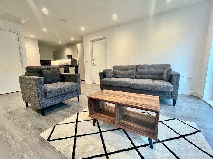 2 Bedroom Apartment To Rent In Alexandra Park, LS4