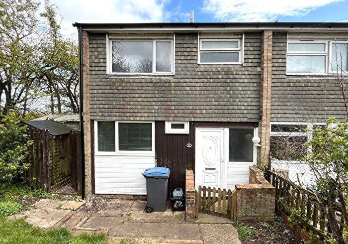 3 Bedroom End Terrace House For Sale In Ash Grove, Elvington, Dover, Kent, CT15
