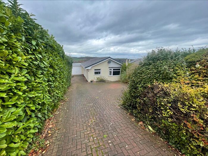 2 Bedroom Detached Bungalow To Rent In Ffordd Isaf, Colwyn Bay, LL28