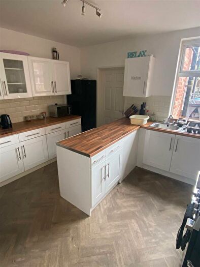 House To Rent In Queen Street, Mansfield, NG17